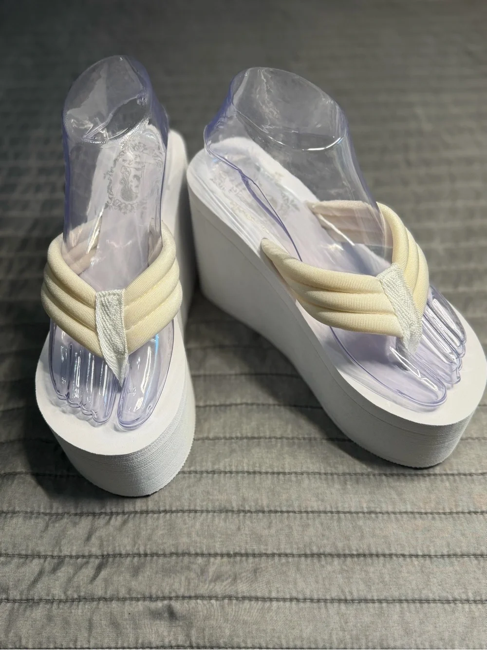 Platform Wedge Flip-Flop Sandals in Cream/ 6.5/37